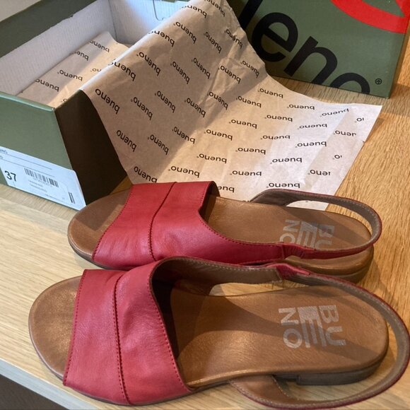 Bueno Tansig Sandals, Red, 7/37 - Picture 2 of 4